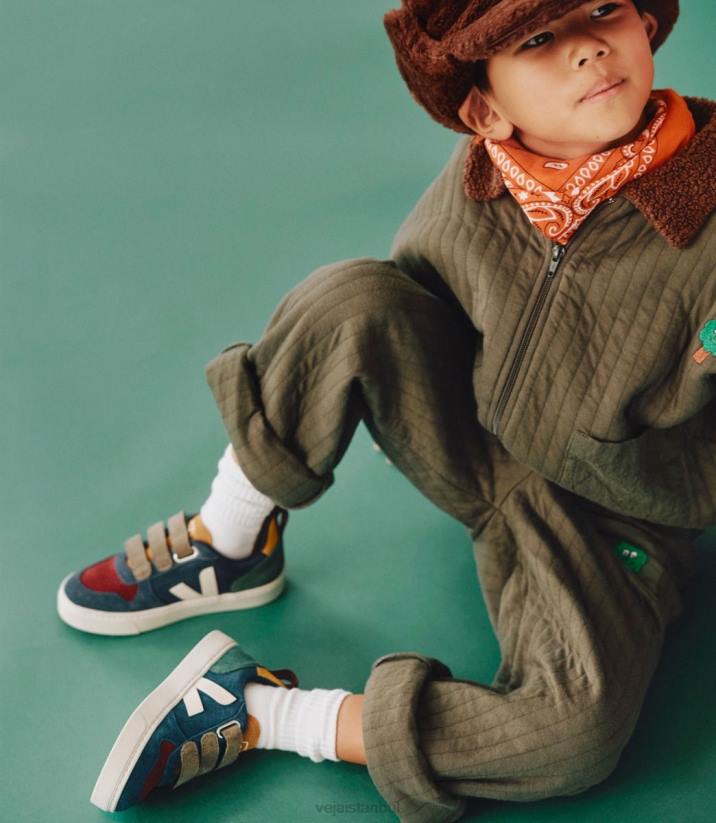 40N6371Veja v-10 süet multico nautico