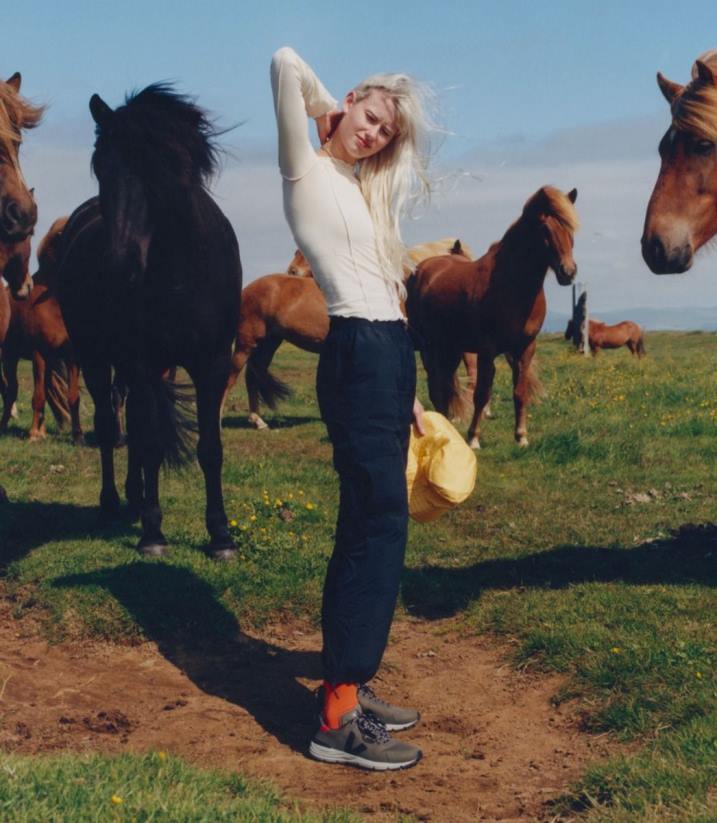 40N6131Veja dekkan alveomesh kaki siyah