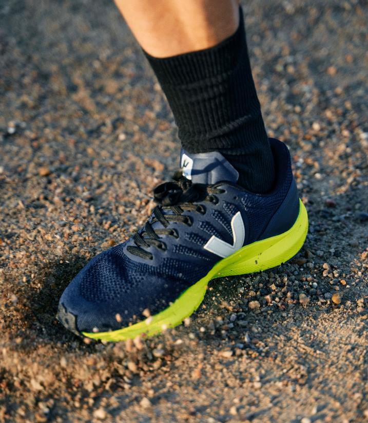 40N6205Veja marlin lt v-örgü siyah kaki jaune fluo