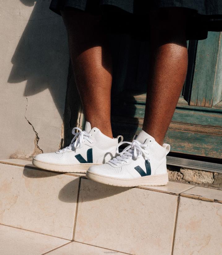 40N687Veja v-15 deri beyaz nautico